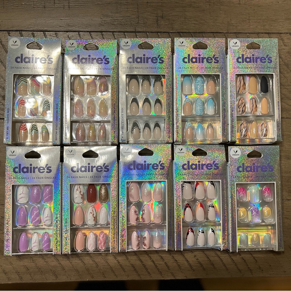 10 packs of Claire’s nails press ons